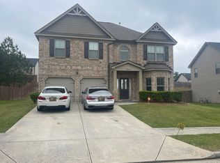 3568 Lake End Dr, Loganville, GA 30052