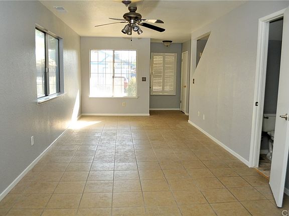 3rd image of 1512 Vine Cir