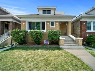 5817 W Melrose St, Chicago, IL 60634