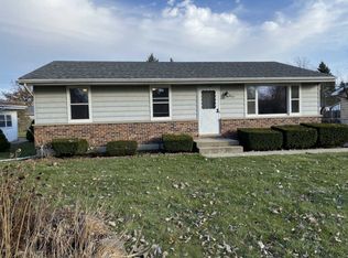 38167 N Cornell Rd, Beach Park, IL 60087