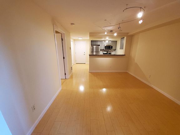 5th image of 1125 E Olive St APT 104