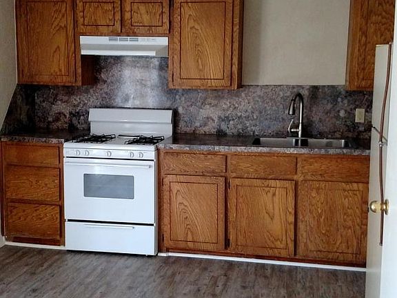 5th image of 2403 NW 28th St