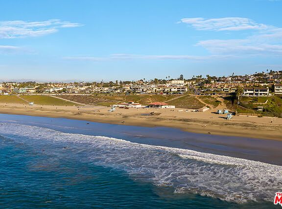 4th image of 421 Paseo De La Playa