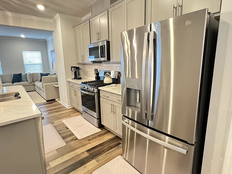 Light Oak Way — Photo 11