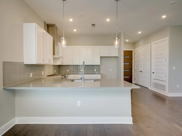4325 Jackson Ave #2105 — Photo 26