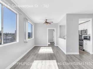 1526 S Shenandoah St #302, Los Angeles, CA 90035