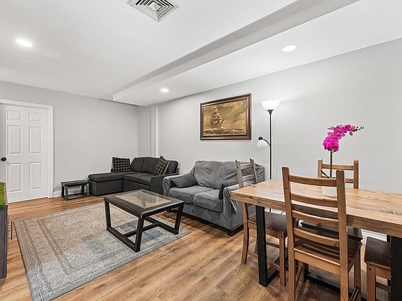 4th image of 10 Weston Ave APT 112
