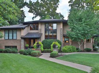 5509 N Prospect Rd, Peoria, IL 61614