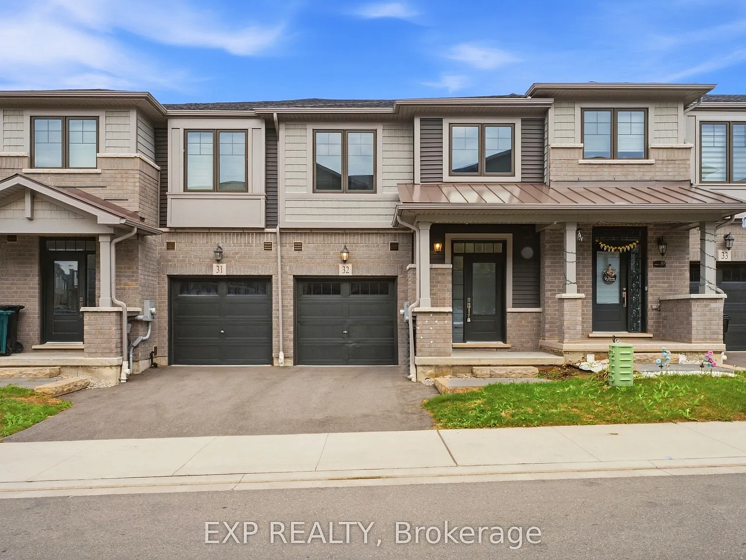 3 bed, $2,700 — Photo 1