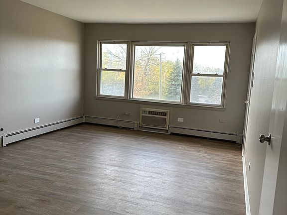 2nd image of 11557 S Harlem Ave #3