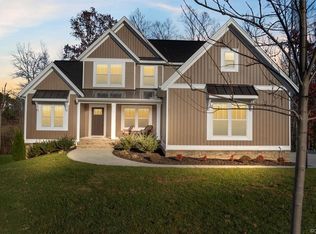 8930 Lavenham Loop, Midlothian, VA 23112