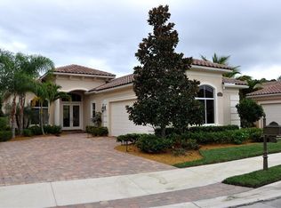 106 Bianca Dr, Palm Beach Gardens, FL 33418