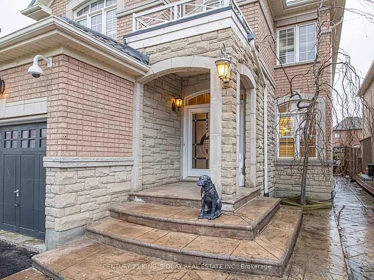 6 Messina Ave — Photo 4