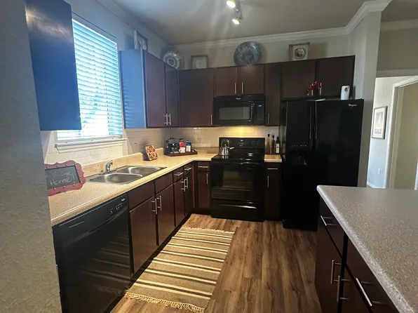 (undisclosed Address), San Marcos, TX 78666