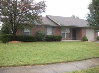 1205 Sunshine Ln, Jeffersonville, IN 47130