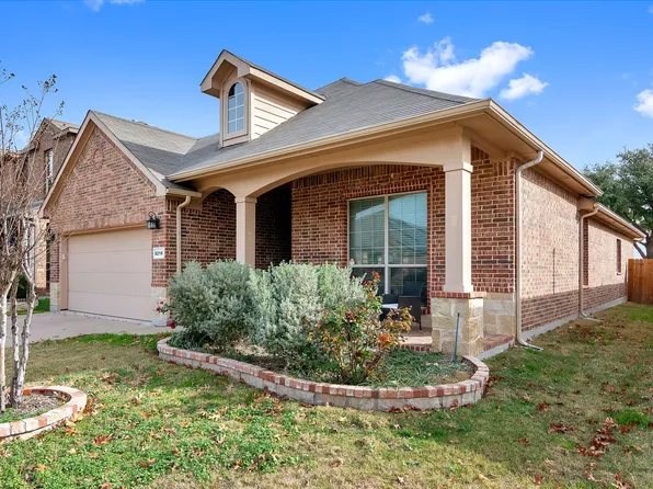8216 Misty Water Dr, Fort Worth, TX 76131