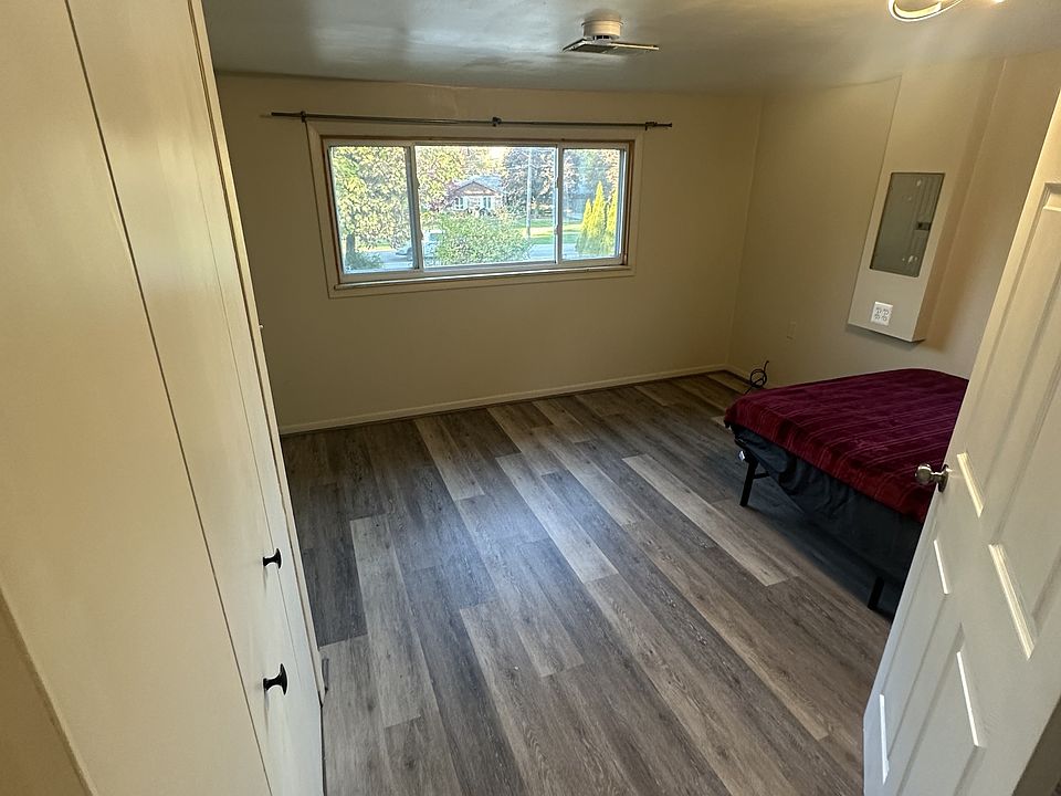 3717 W Water St Apt 3, photo 5