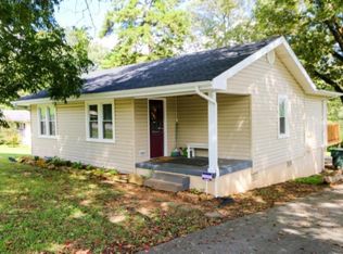 3906 Peach St, Chattanooga, TN 37406