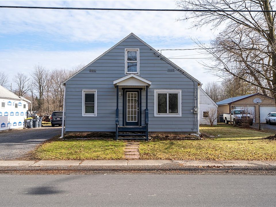 1st image of 121 Garfield Ave