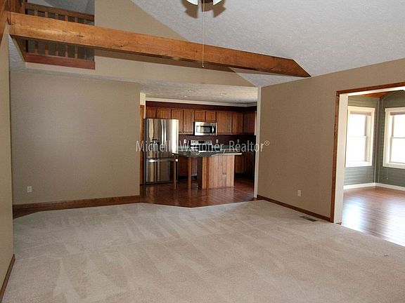 3rd image of 2517 Willowood Dr