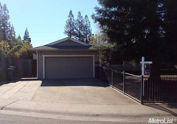 1st image of 9300 Castlemont Cir