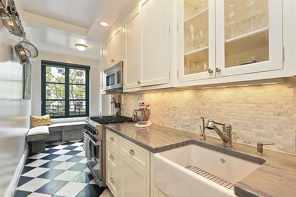 Sold by Corcoran | media 13