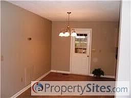4th image of 209 E Monterey Ct