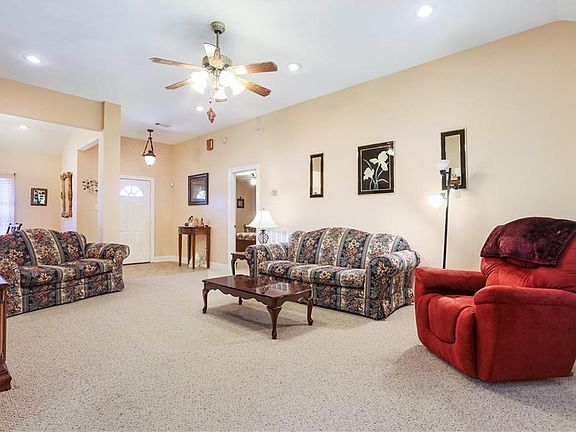 2nd image of 219 Pearl River Trce