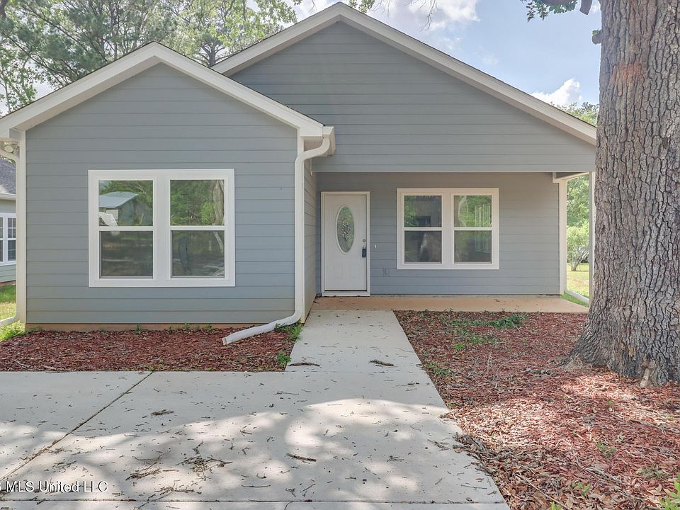 1st image of 13469 Mary Ave