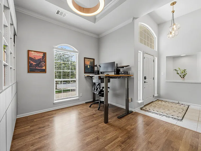 6816 Beatty Dr — Photo 16