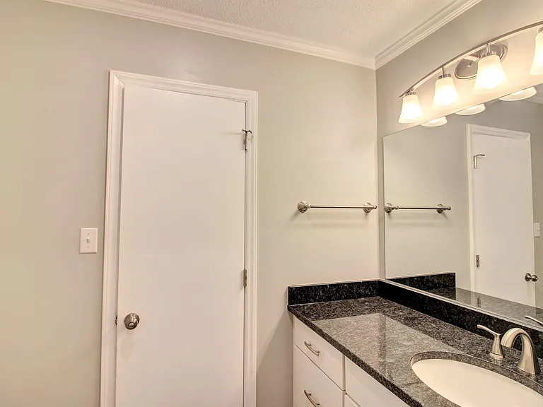 329 McCotter Blvd — Photo 20