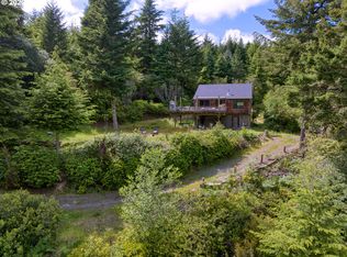 62293 Crown Point Rd, Coos Bay, OR 97420