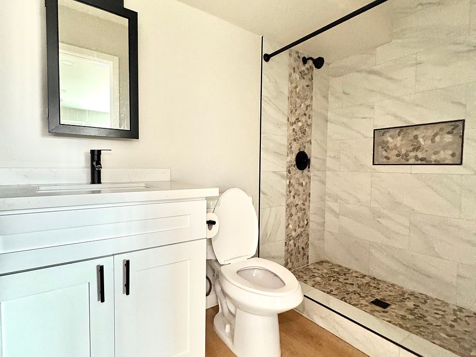 1st image of 4587 Idaho St #11