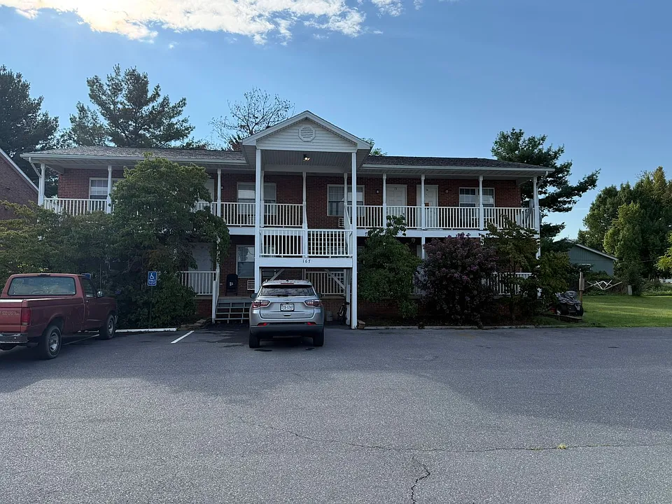 165 North St