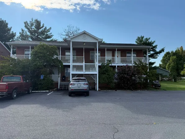 North Street Apartments, 165 North St #13, Elkton, VA 22827