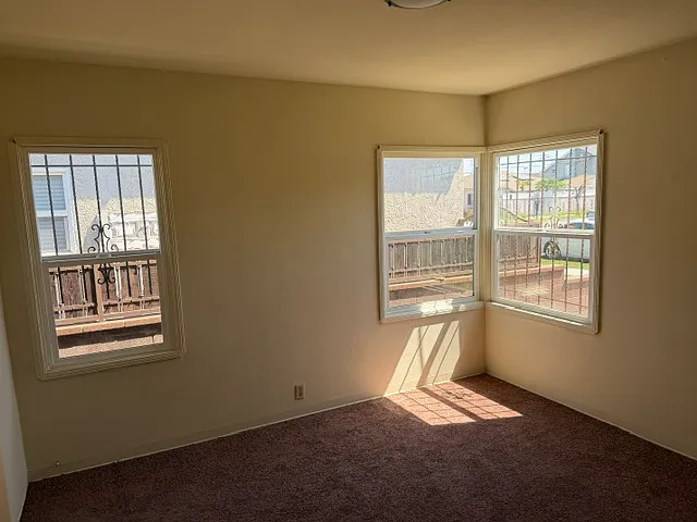 5589 Cerritos Ave — Photo 12