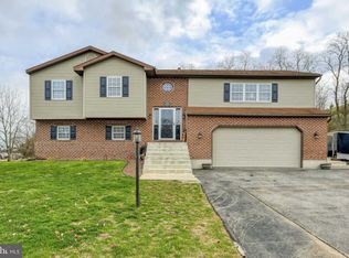 1899 Brandywine Ln, York, PA 17404