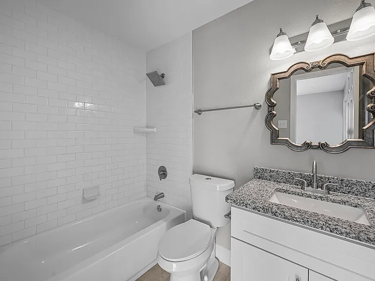 5421 Greenwood Way — Photo 11