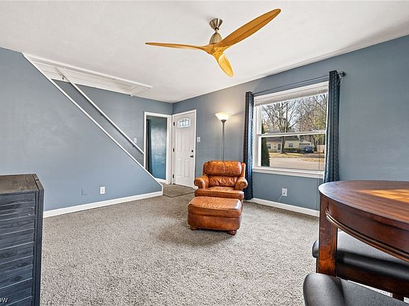 4th image of 2147 Suncrest Cir