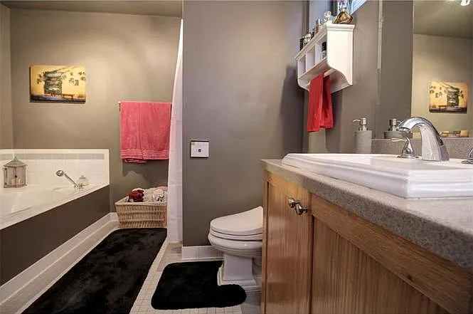 400 Village Pkwy NE #117 — Photo 12
