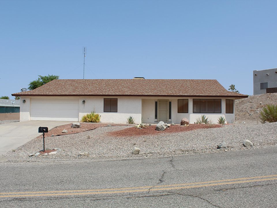 1st image of 2331 Holly Ave
