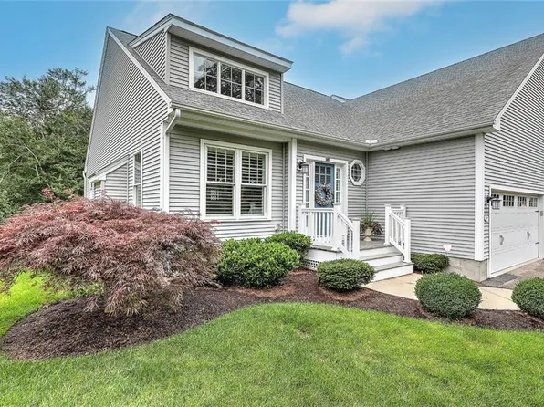 109 Brandywyne Ct, South Kingstown, RI 02879