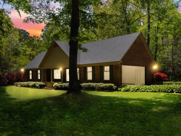 4298 Old Stage Rd S, Erwin, NC 28339