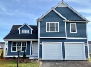 8 Titicut Ave, Bridgewater, MA 02324