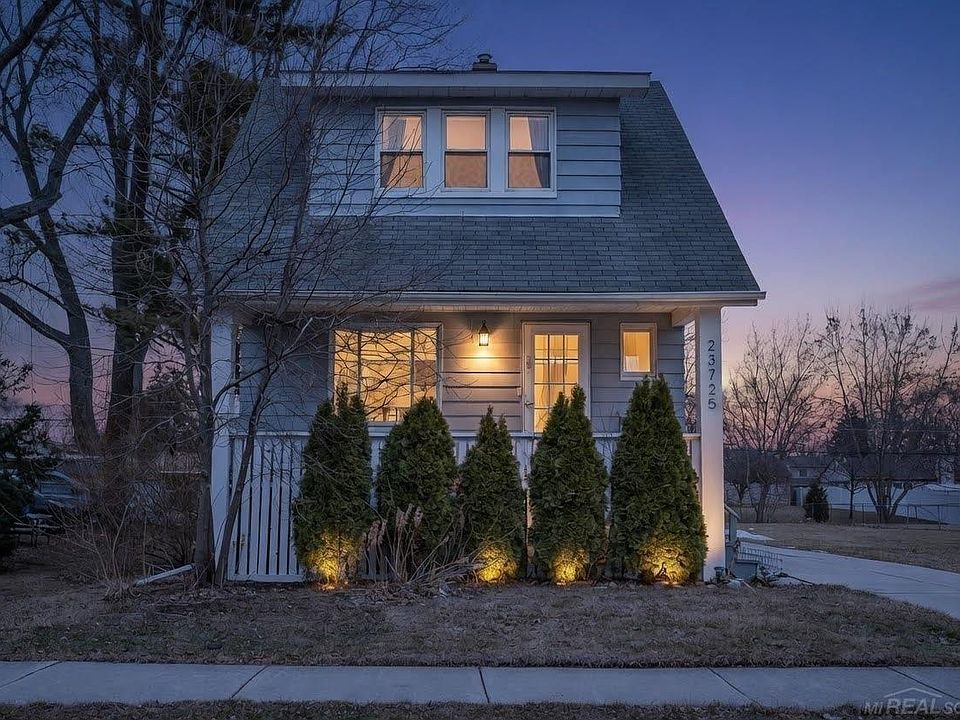 1st image of 23725 Elmira St