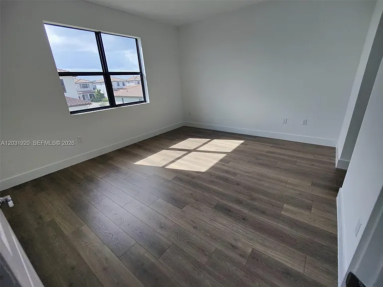 5573 Cobalto Way — Photo 24