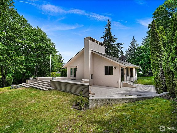 4th image of 208 Hawthorn Road