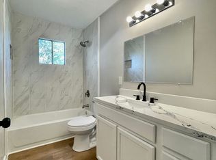 1110 Advance St, San Marcos, TX 78666