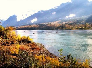 372 Skamania Landing Rd, Stevenson, WA 98648