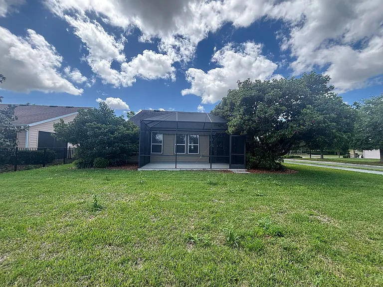 4859 NW 35th Lane Rd — Photo 32